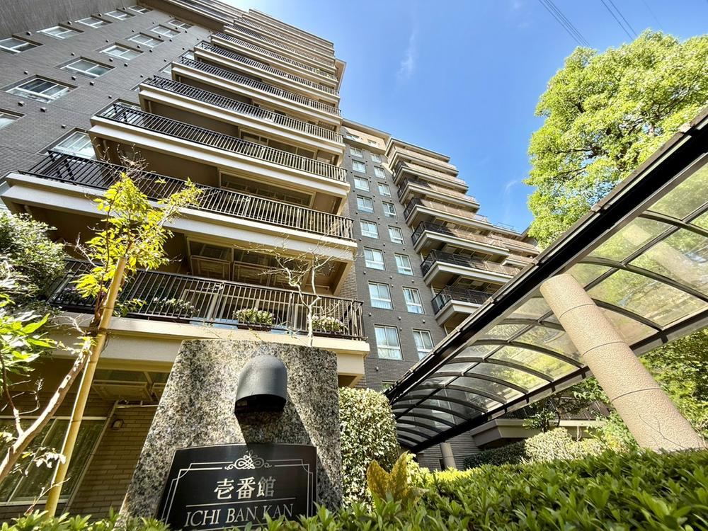 3LDK apartment in Machida, Tokyo - Photo 1