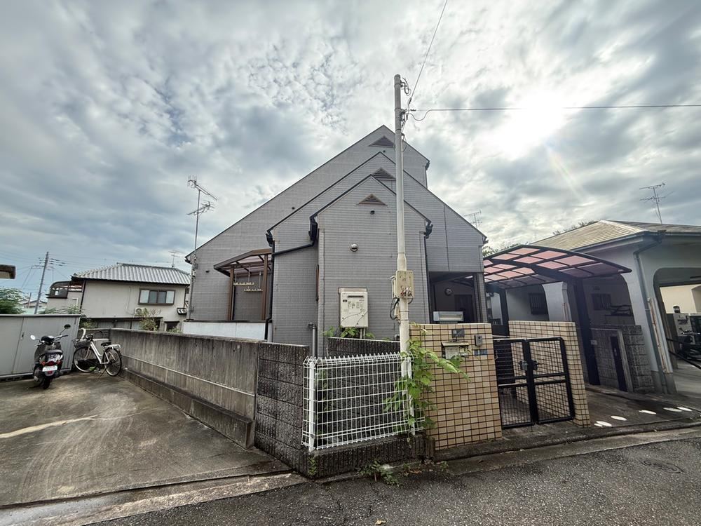 4LDK house in Takarazuka, Hyogo - Photo 1