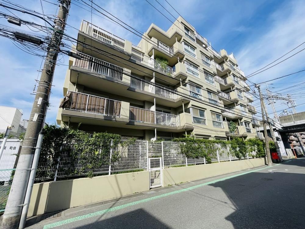 3LDK apartment in Funabashi, Chiba - Photo 1