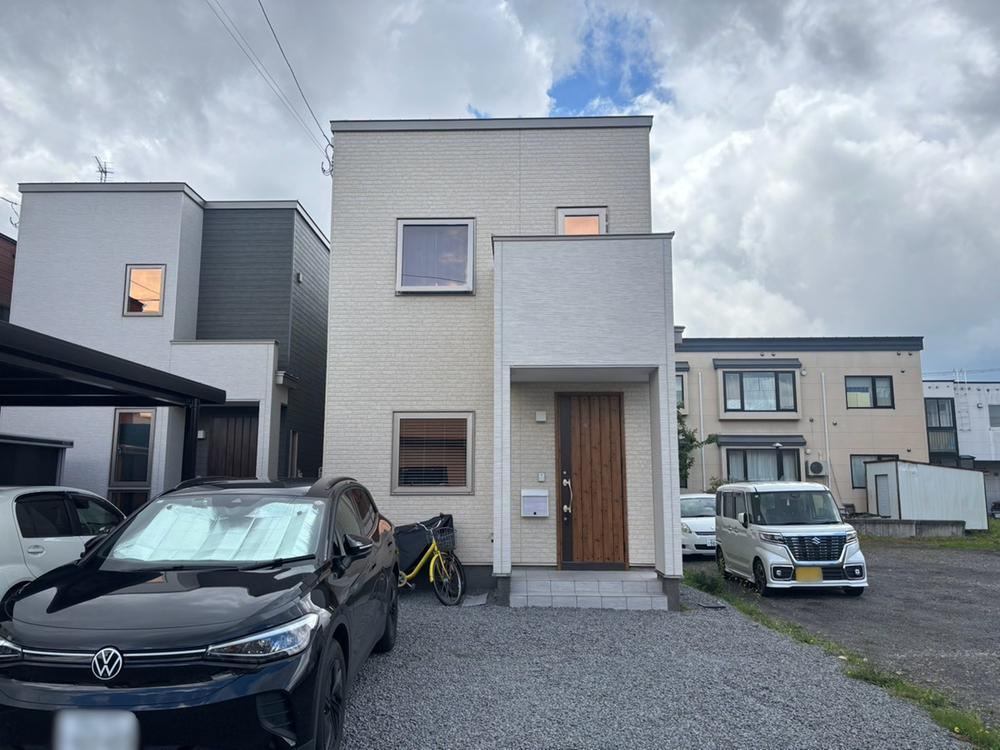 4LDK house in Asahikawa, Hokkaido - Photo 1