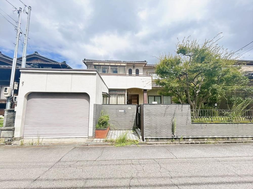6DK house in Takaoka, Toyama - Photo 1