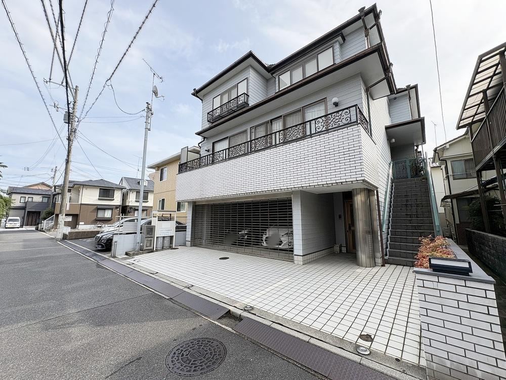 8LDK+S house in Saeki Ward, Hiroshima - Photo 1