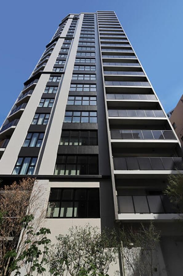 2LDK apartment in Ota Ward, Tokyo - Photo 1