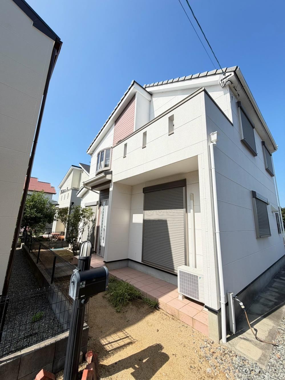 4LDK house in Sennan, Osaka - Photo 1