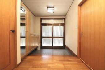 5LDK+S house in Hayashima, Tsukubo District