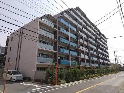 4LDK apartment in Kashiwa, Chiba - Photo 1
