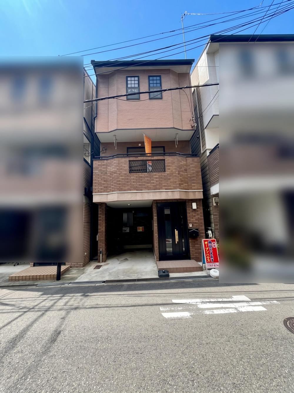 4LDK house in Ino Ward, Osaka - Photo 1