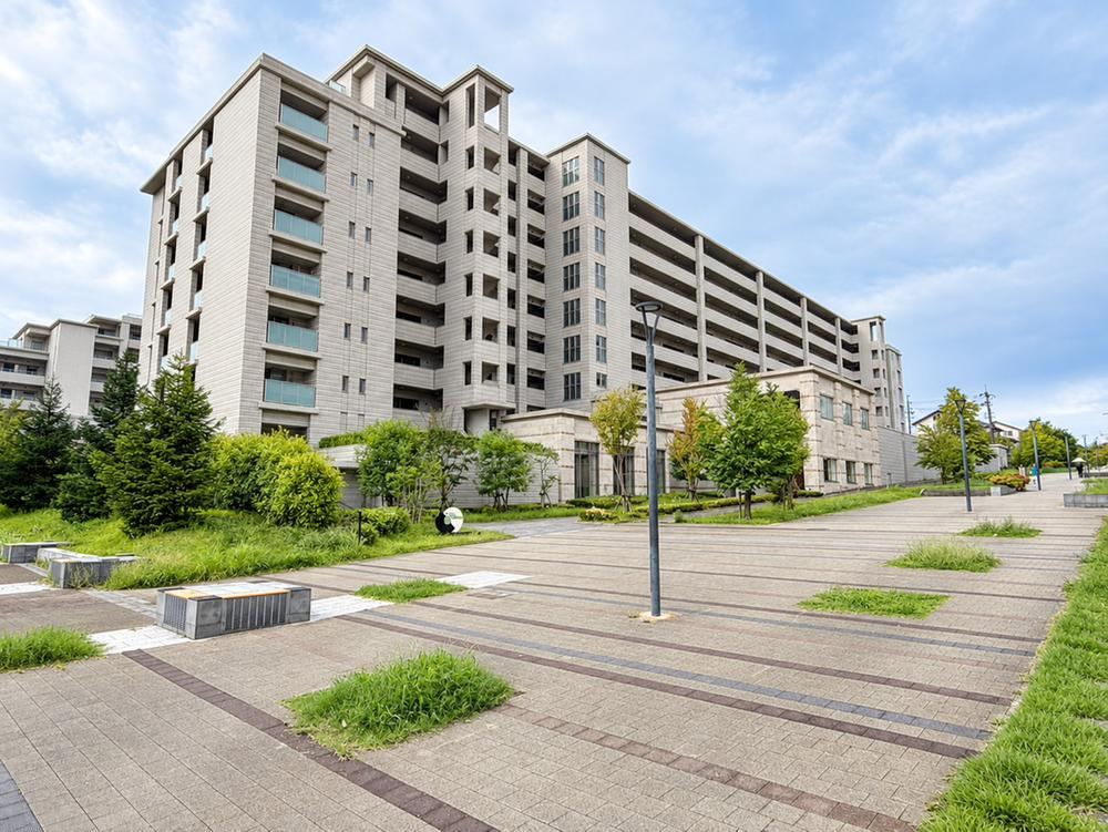 3LDK+2S apartment in Nara, Nara - Photo 1