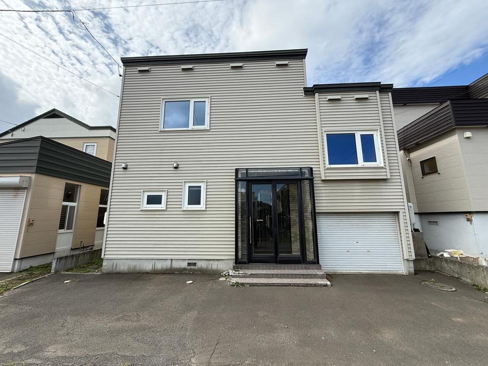 5LDK+S house in Ishikari, Hokkaido - Photo 1