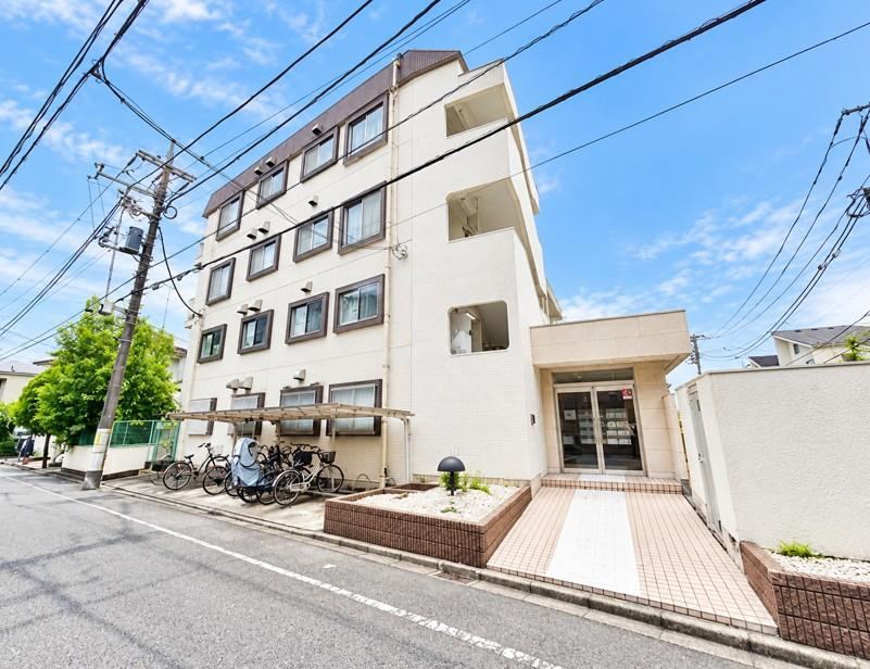 2LDK apartment in Setagaya Ward, Tokyo - Photo 1