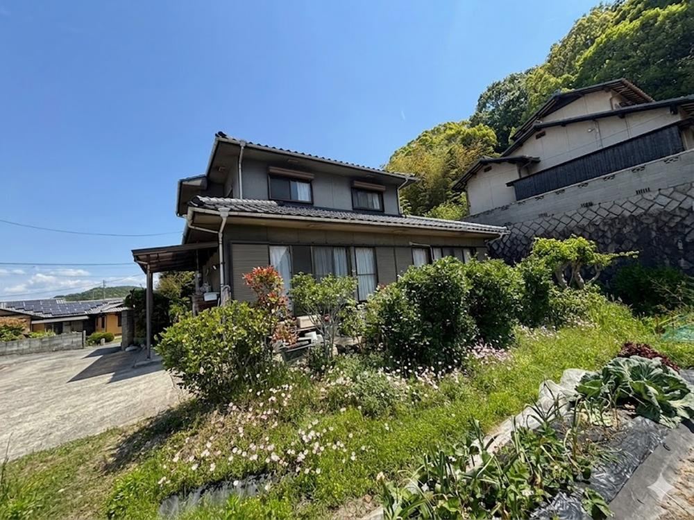 6LDK house in Kurashiki, Okayama - Photo 1