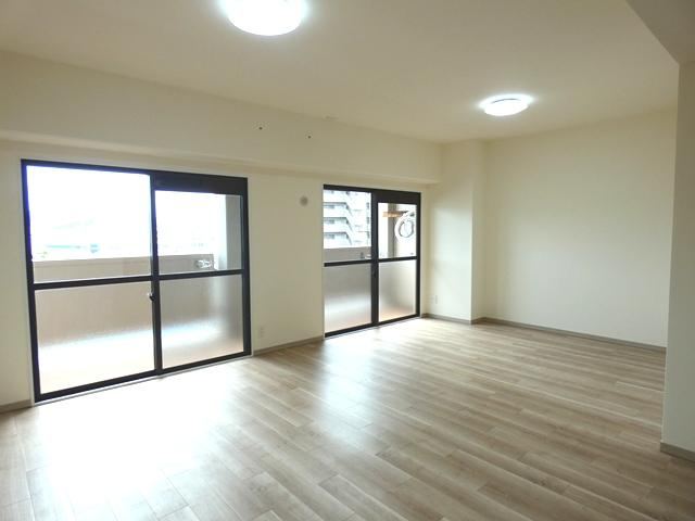 2LDK apartment in Fuchu, Aki District, Hiroshima - Photo 1