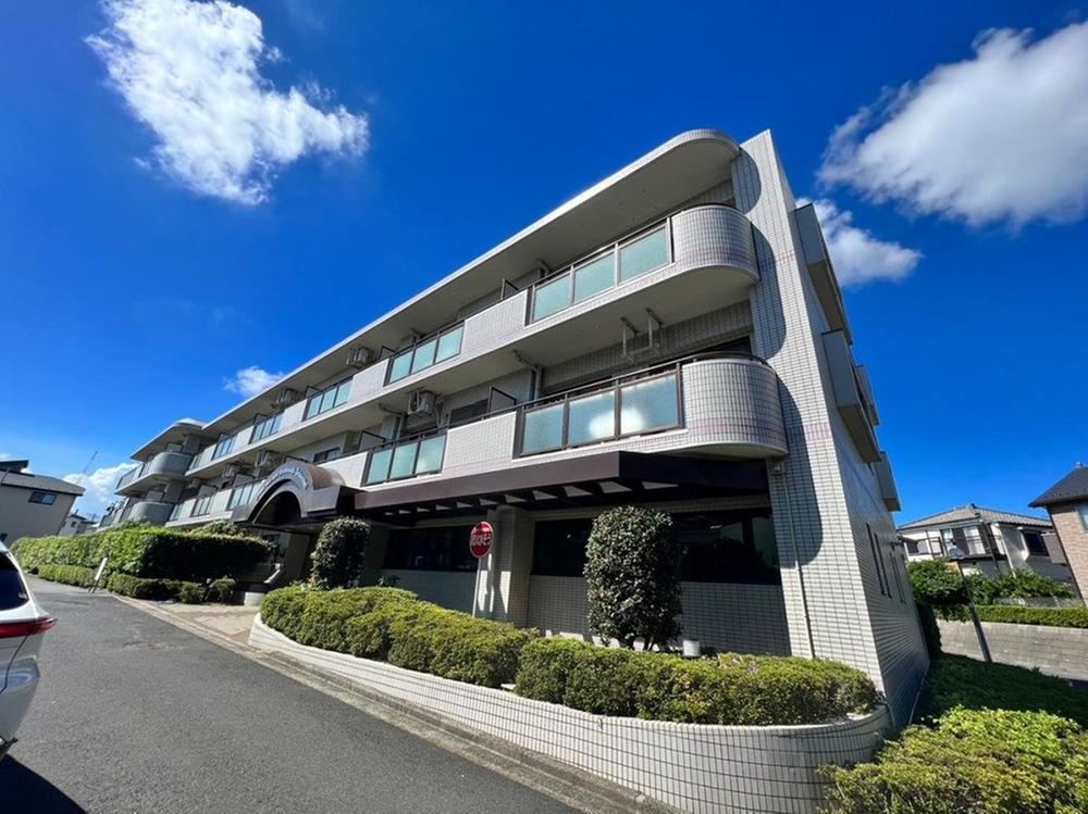 2LDK apartment in Funabashi, Chiba - Photo 1