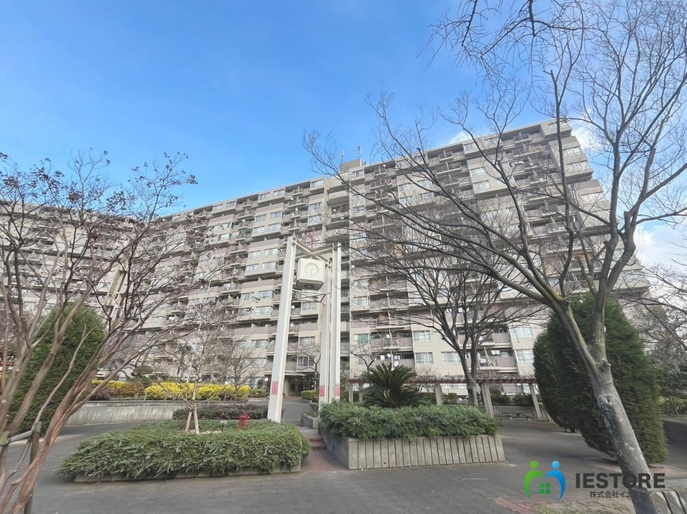 3LDK apartment in Suminoe Ward, Osaka - Photo 1