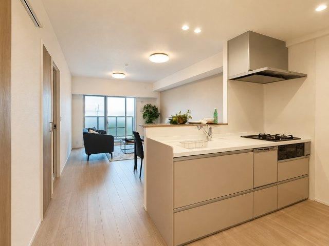 3LDK+S apartment in Higashiyodogawa Ward, Osaka - Photo 1