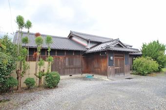 6DK+S house in Iga