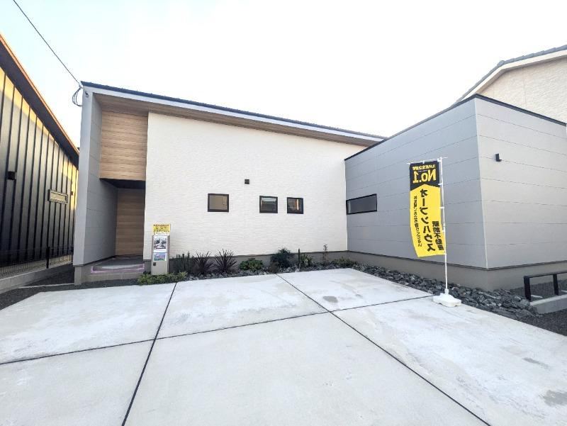 3LDK house in Kurume, Fukuoka - Photo 1