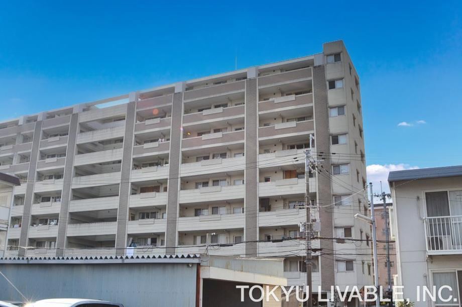 4LDK apartment in Osakasayama, Osaka - Photo 1