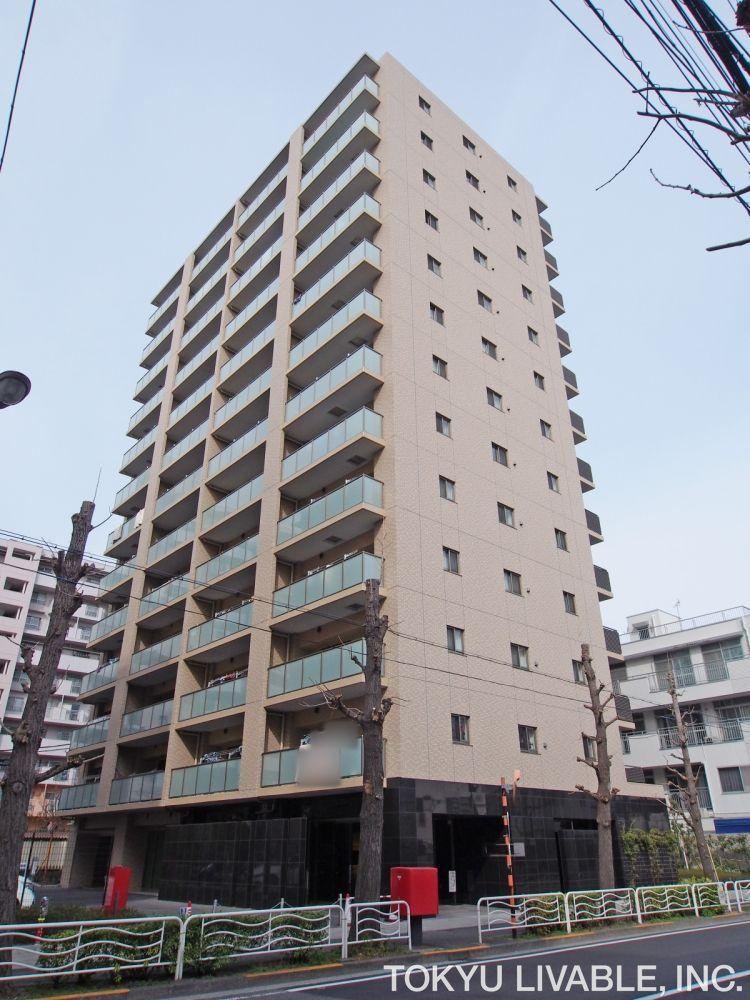 3LDK apartment in Koto Ward, Tokyo - Photo 1