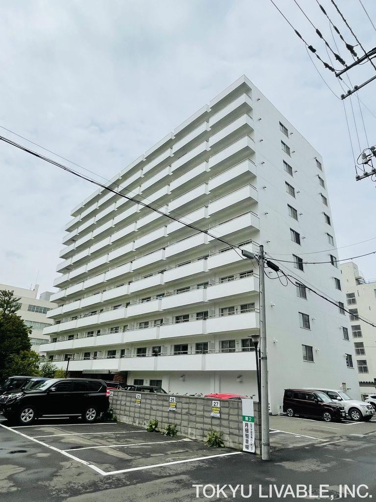 3LDK apartment in Chuo Ward, Sapporo, Hokkaido - Photo 1