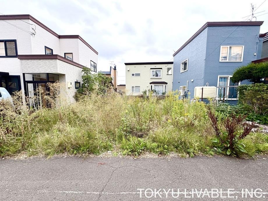 114 m² land in Nishi Ward, Sapporo, Hokkaido - Photo 1