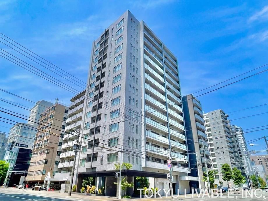 3LDK apartment in Chuo Ward, Sapporo, Hokkaido - Photo 1