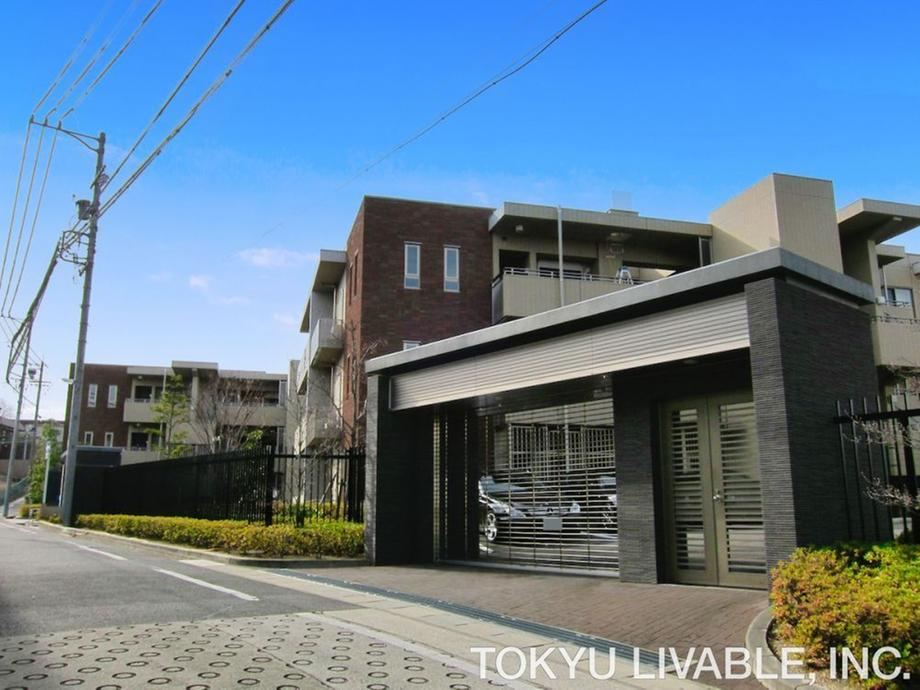 3LDK+S apartment in Chikusa Ward, Nagoya, Aichi - Photo 1