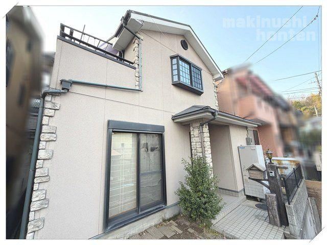 4LDK house in Kashiwara, Osaka - Photo 1
