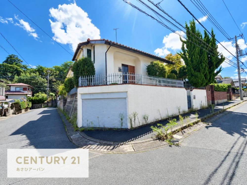 4LDK+S house in Yotsukaido, Chiba - Photo 1