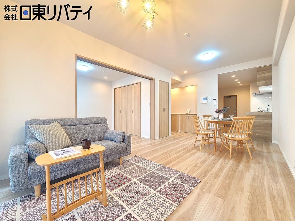 3LDK apartment in Asakita Ward, Hiroshima - Photo 1