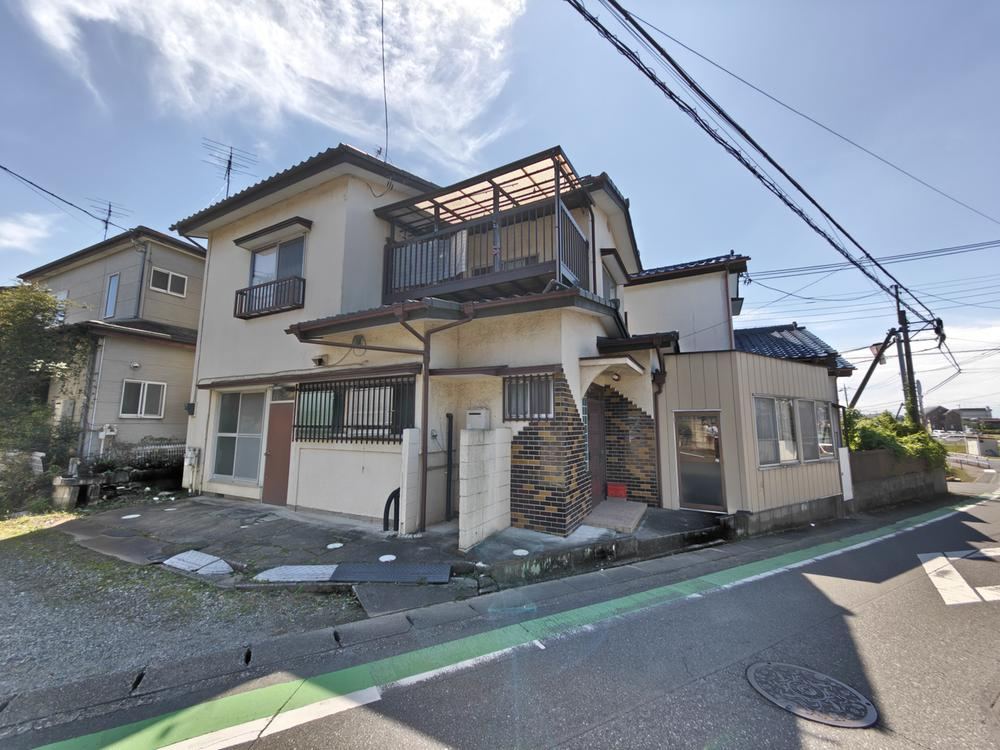 4LDK house in Konosu, Saitama - Photo 1