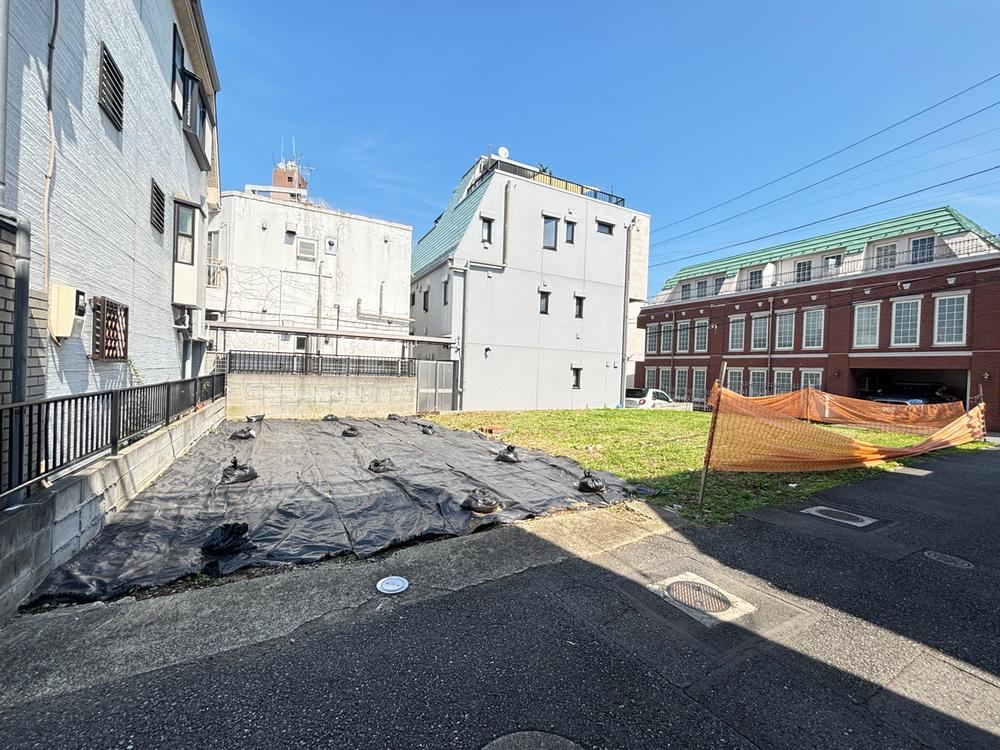 74 m² land in Minato Ward, Tokyo - Photo 1