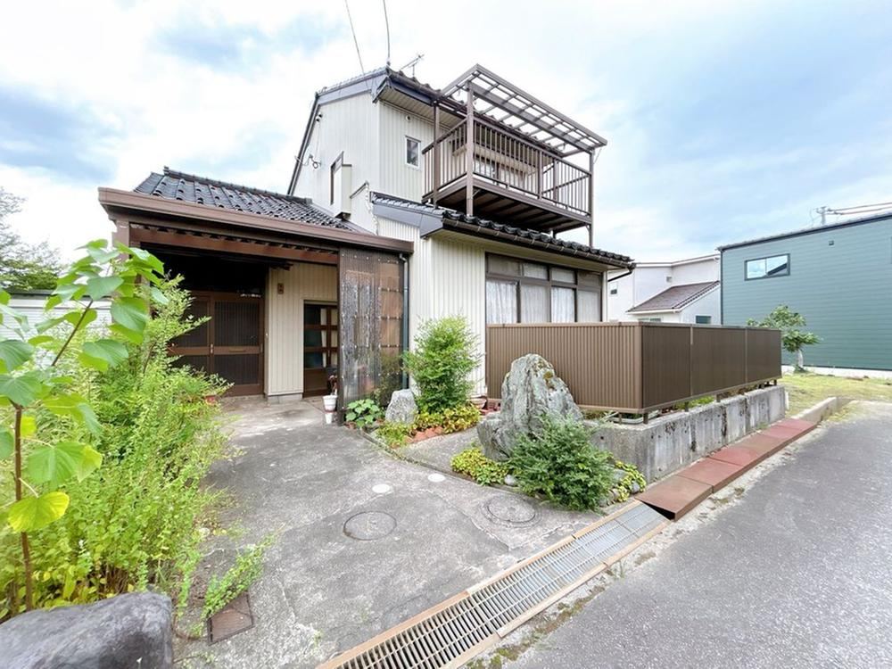 4DK house in Toyama, Toyama - Photo 1