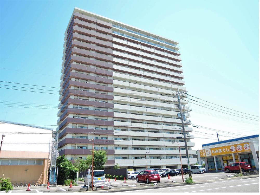 3LDK apartment in Miyazaki, Miyazaki - Photo 1