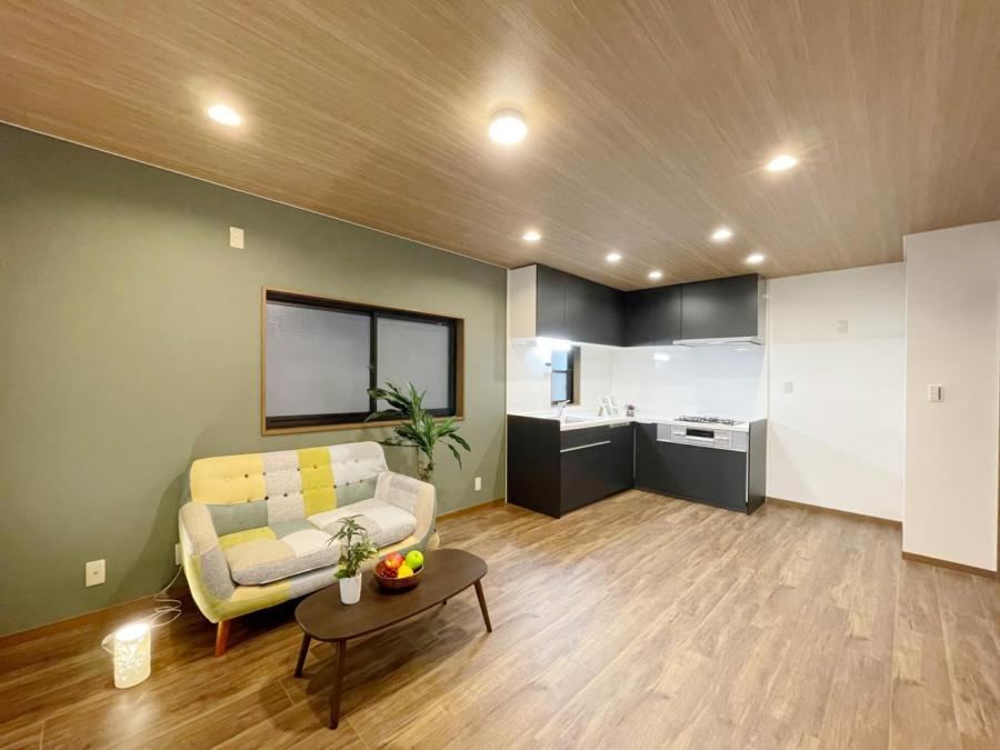 4LDK house in Kadoma, Osaka - Photo 1