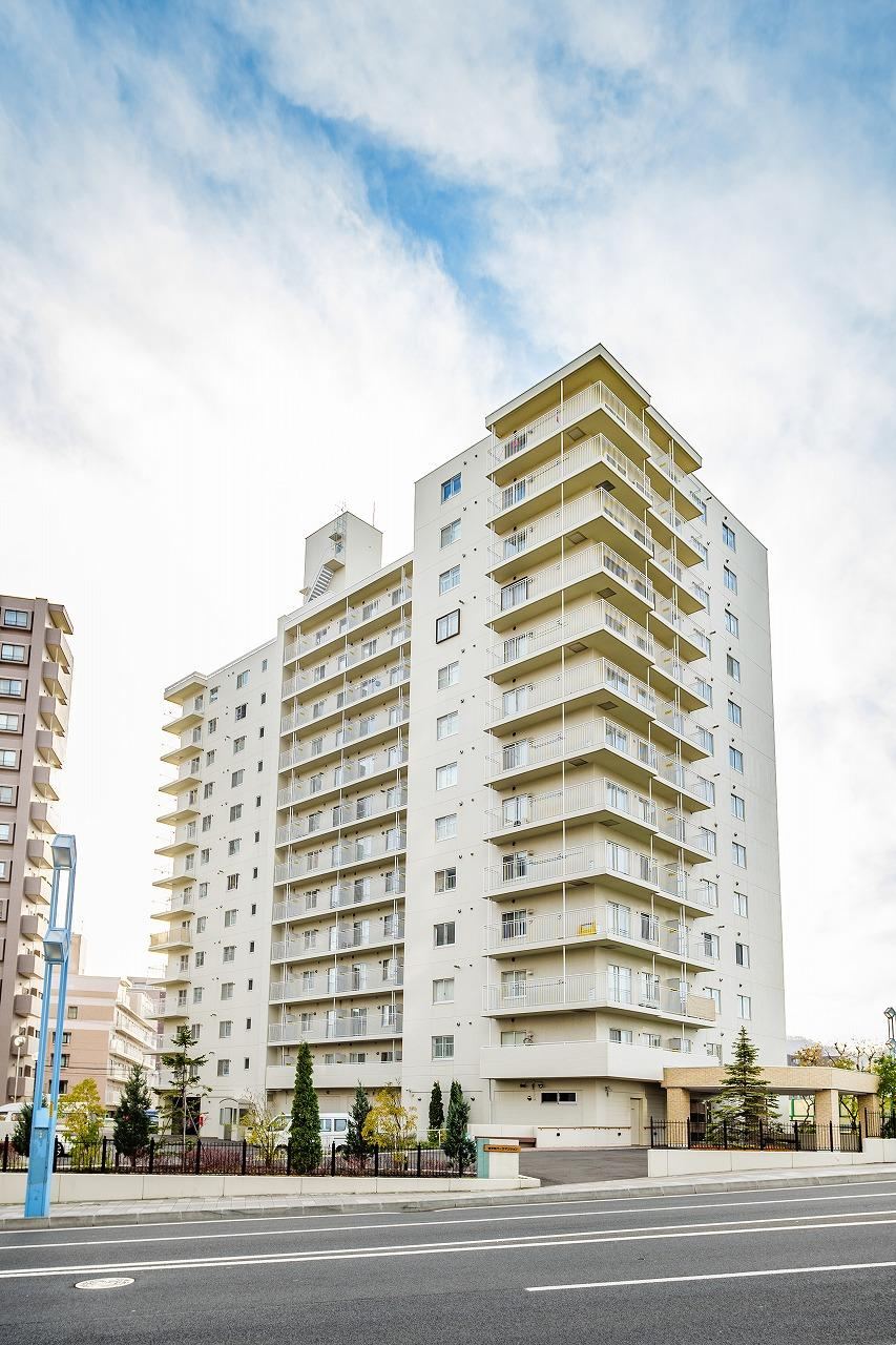 3LDK apartment in Toyohira Ward, Sapporo, Hokkaido - Photo 1
