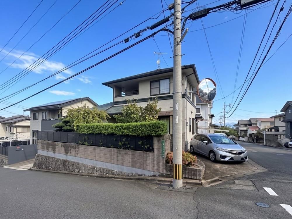 4LDK house in Shime, Kasuya District, Fukuoka - Photo 1