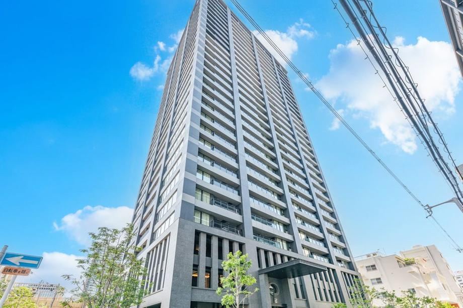 3LDK apartment in Naniwa Ward, Osaka - Photo 1