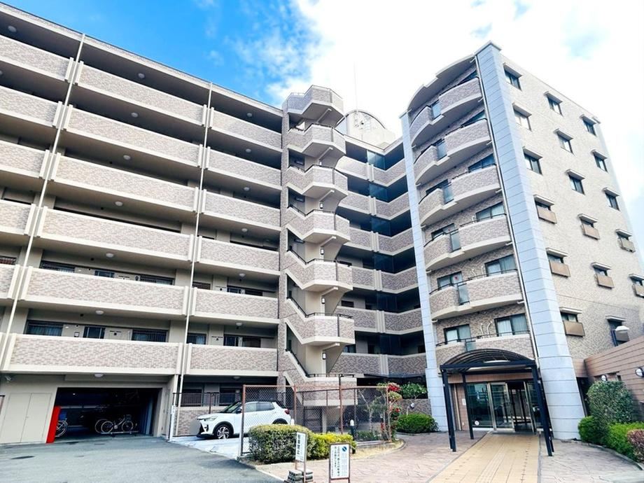 3LDK apartment in Muko, Kyoto - Photo 1