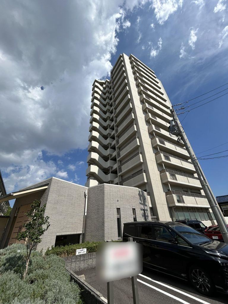 4LDK apartment in Atsuta Ward, Nagoya, Aichi - Photo 1