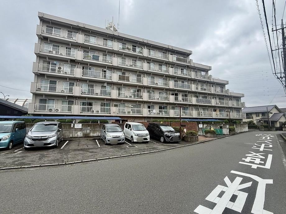 3DK apartment in Totsuka Ward, Yokohama, Kanagawa - Photo 1