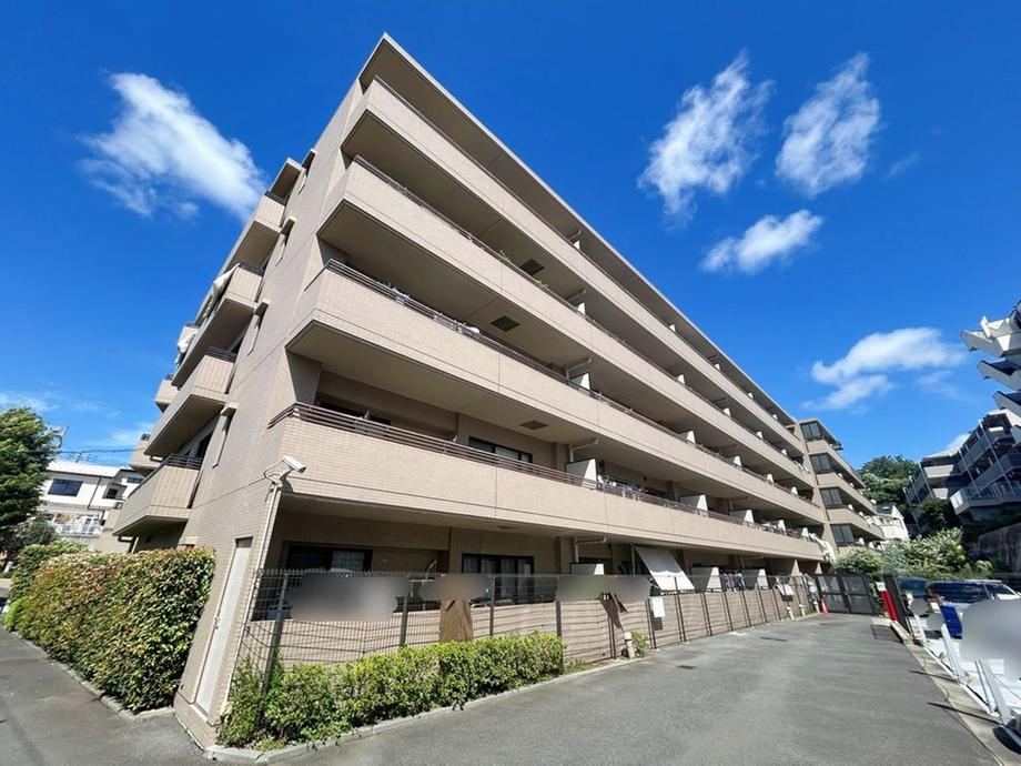 3LDK apartment in Kanagawa Ward, Yokohama, Kanagawa - Photo 1