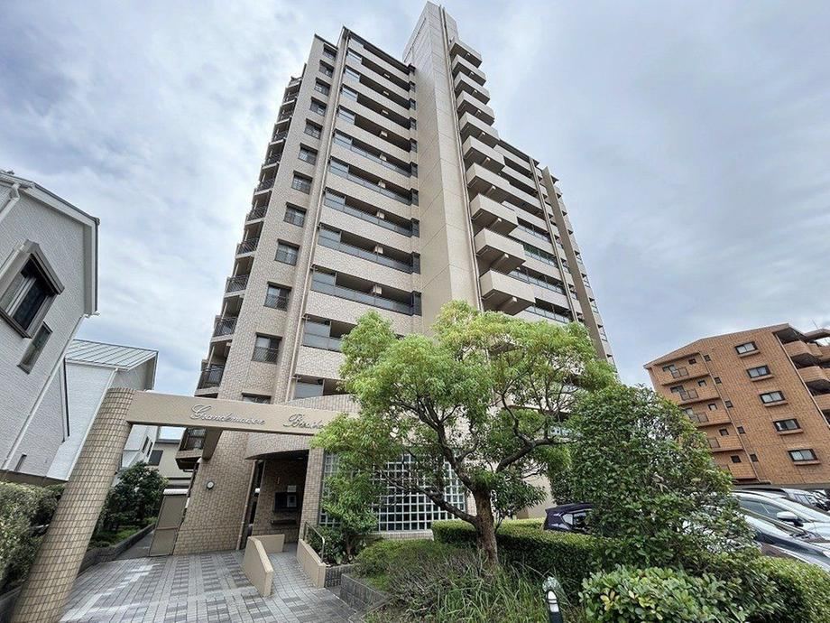 3DK apartment in Ichinomiya, Aichi - Photo 1