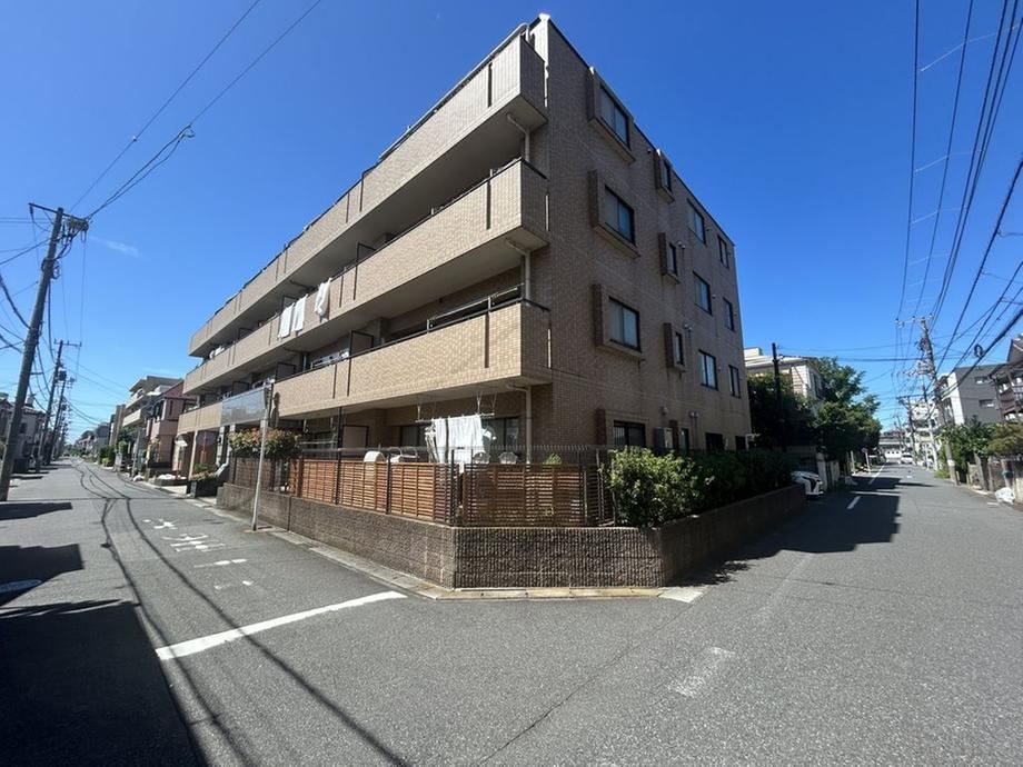 3LDK apartment in Ichikawa, Chiba - Photo 1