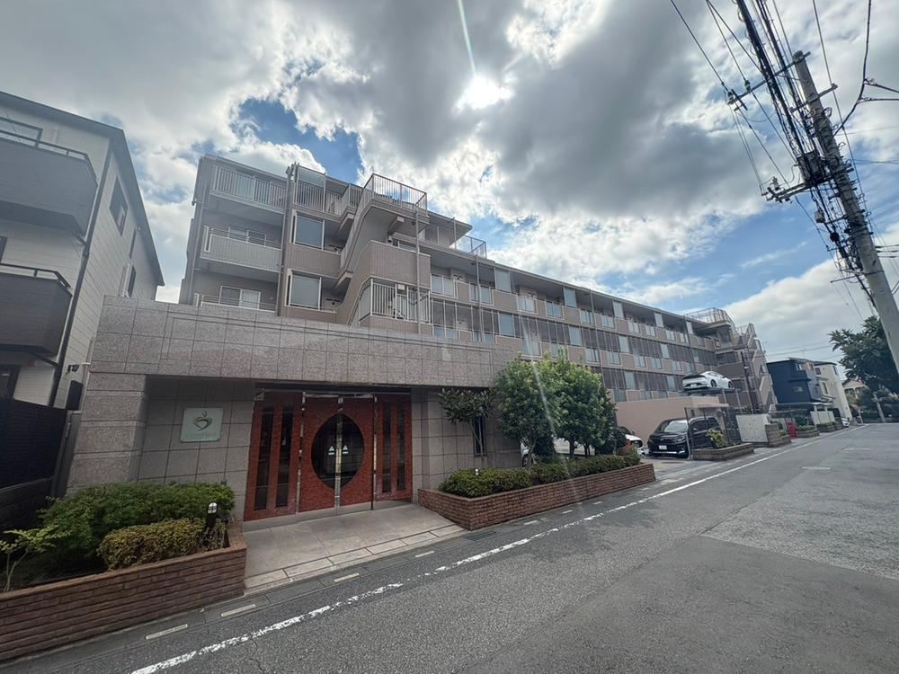 3LDK apartment in Kawaguchi, Saitama - Photo 1