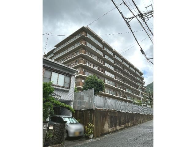 3LDK apartment in Yamashina Ward, Kyoto - Photo 1