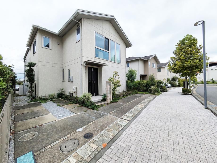 3LDK house in Nagareyama, Chiba - Photo 1