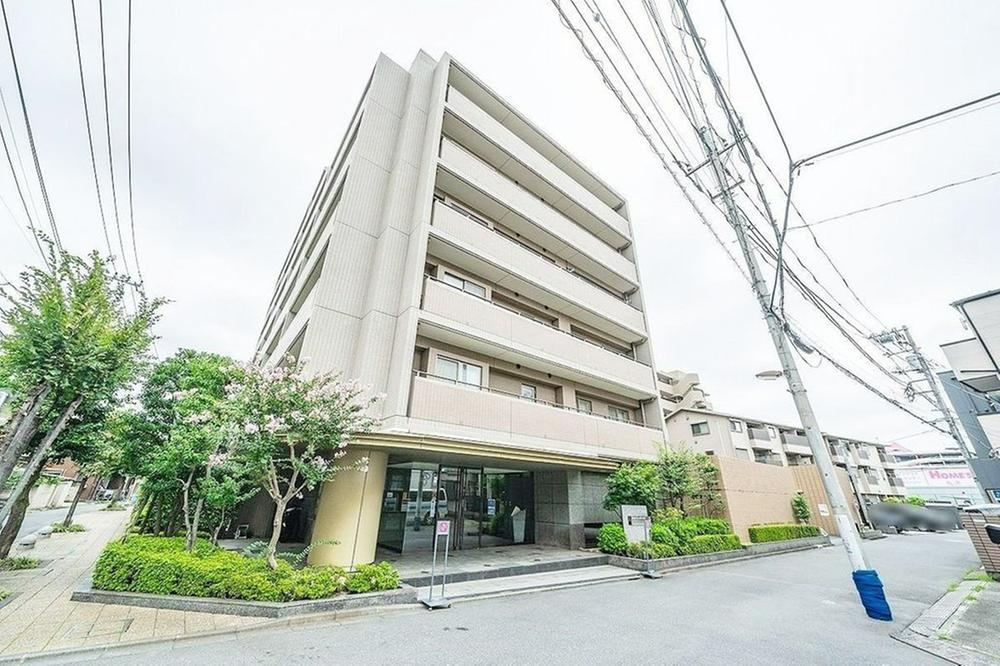 3LDK apartment in Arakawa Ward, Tokyo - Photo 1
