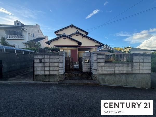 6DK house in Izumisano, Osaka - Photo 1
