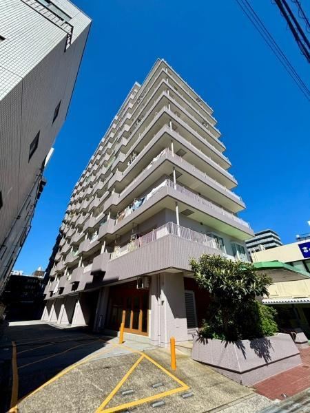 3LDK apartment in Soka, Saitama - Photo 1
